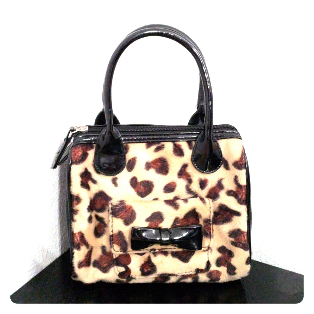 Small hand bag